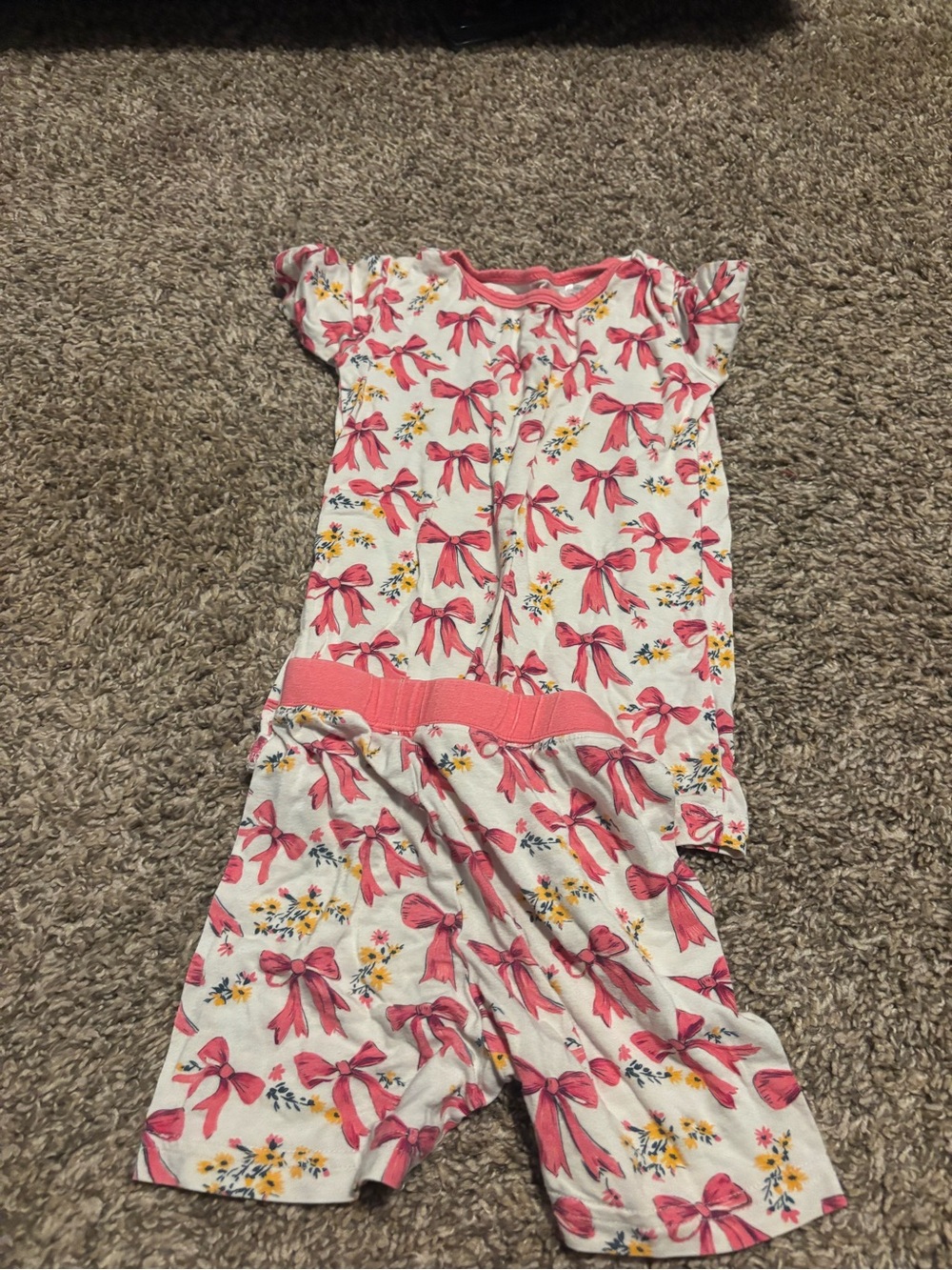 Little One Shop bow pajama short set